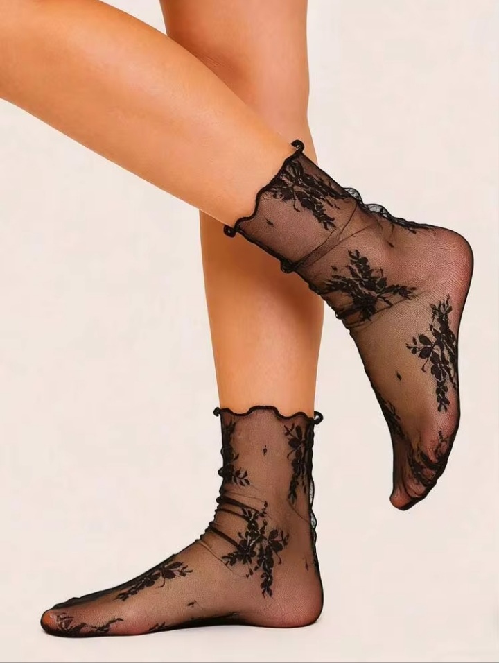 Women’s Sheer Floral Lace Ankle Socks – Elegant Transparent Mesh Crew Socks with Black Floral Pattern